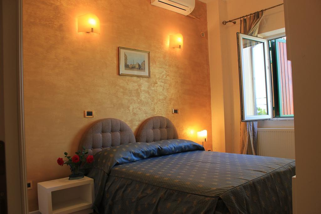 Vila Flavia B&B Κονστάντζα Δωμάτιο φωτογραφία